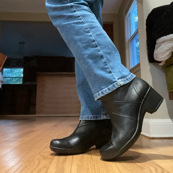 Clarks soft cushion booties - Picture 1 of 3